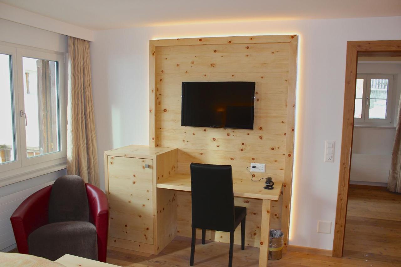 Hotel Conrad Scuol Kamer foto